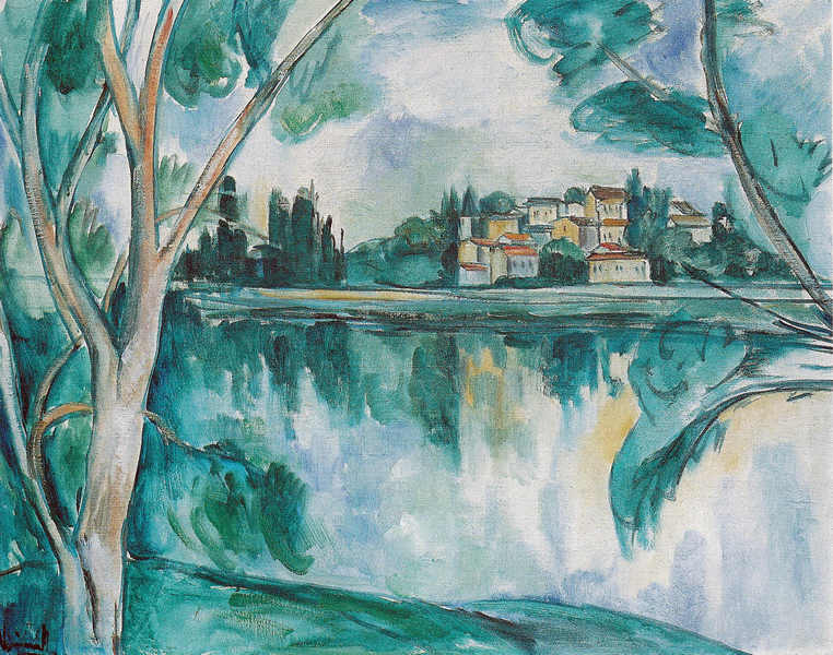 Vue d'un village au bord de l'eau