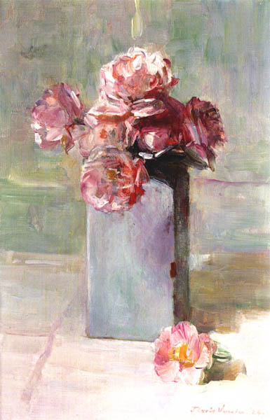 Wit Delftse vaas met rose rozen